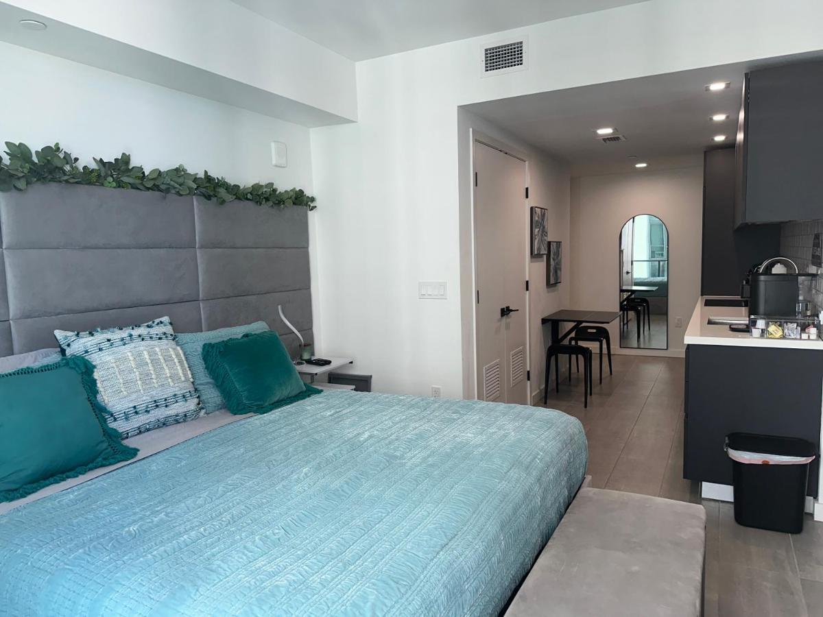 Comfortable Studio With King Bed And Queen Sofa-Bed 마이애미 외부 사진